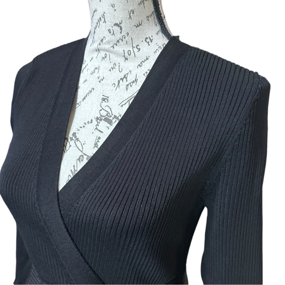 WHBM Black Ribbed V-Neck Sweater Size Large - Picture 2 of 6